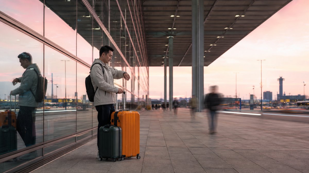 Privater Flughafentransfer von Adlershof zum Flughafen BER